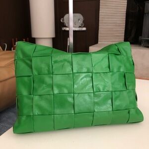 BOTTEGA VENETA Cassette Leather clutch Bag